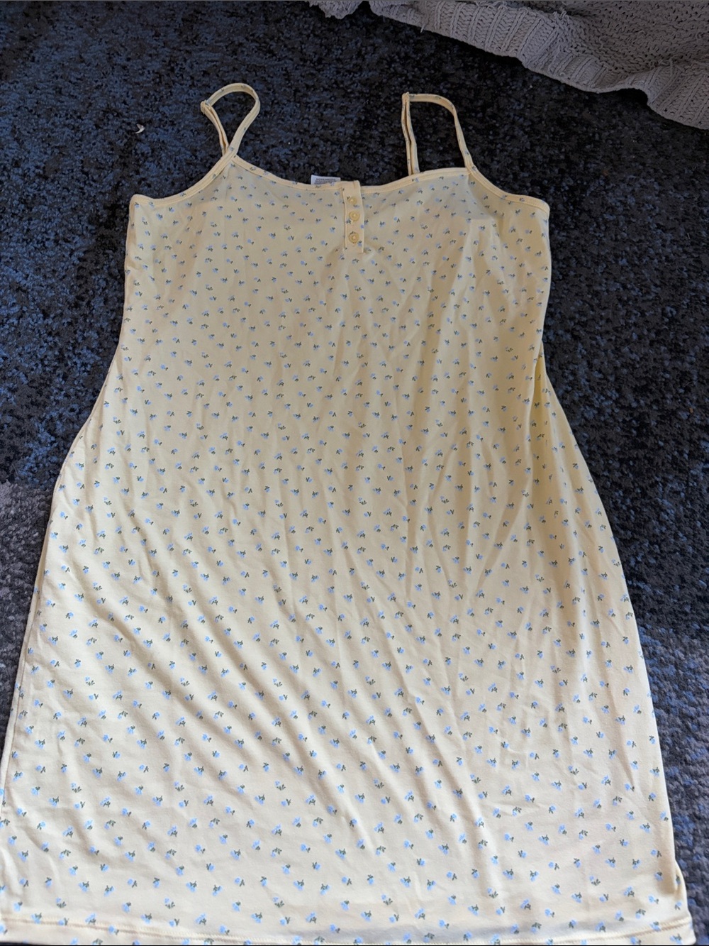 No Boundaries Yellow Floral Slip Dress juniors ?